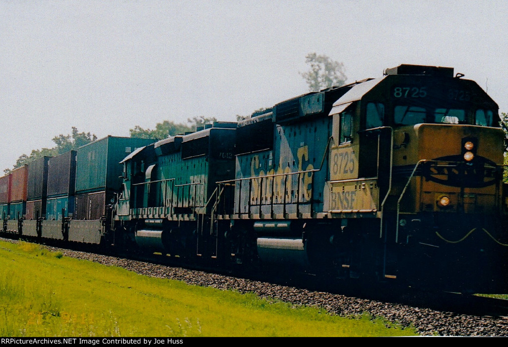 BNSF 8725 West